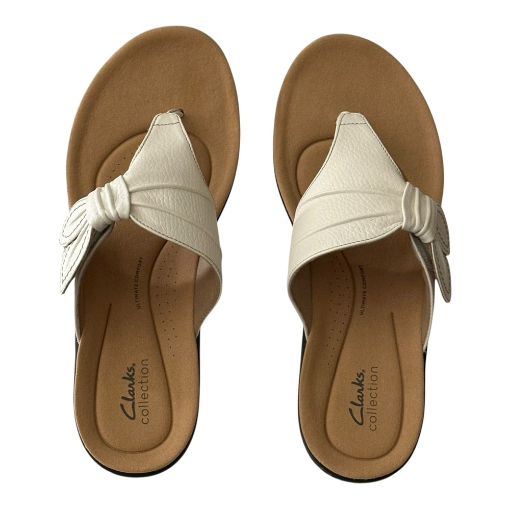 NEW Clarks Women's Size 11N White Leather Fold-Over Velcro Closure Thong Sandals